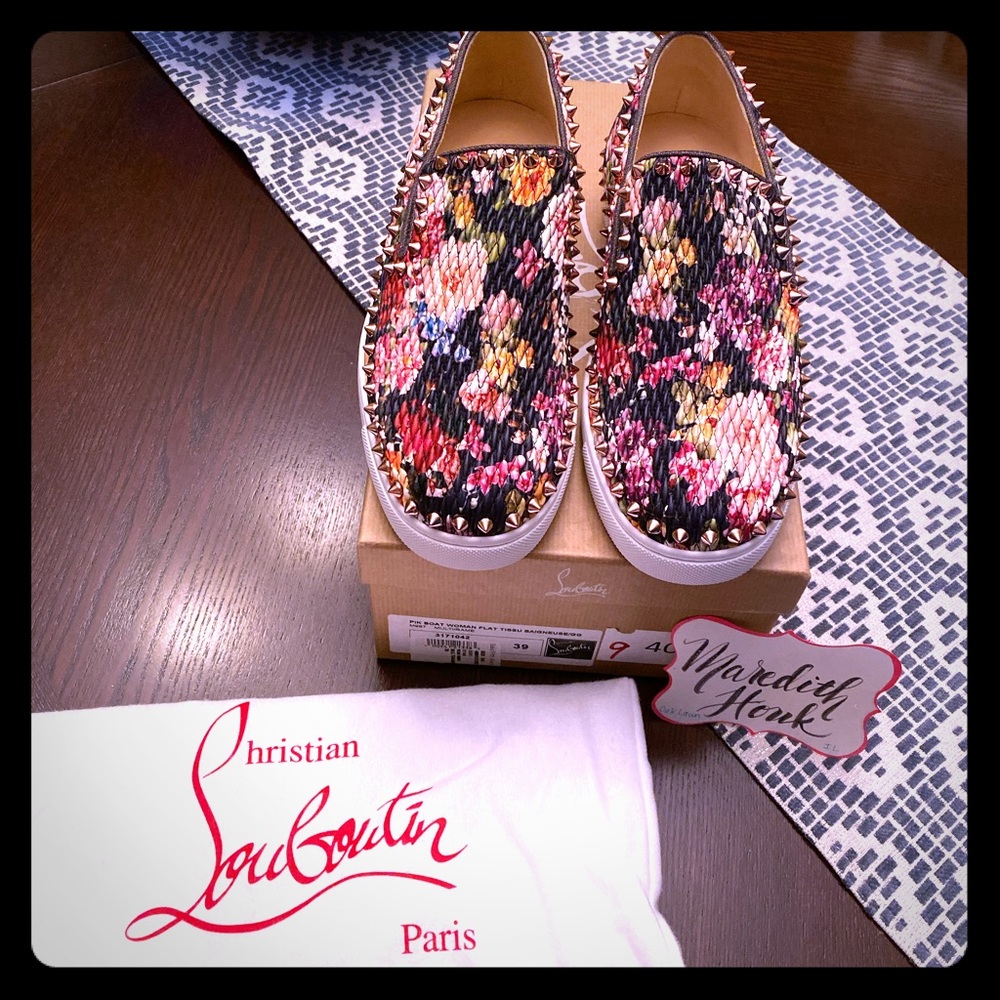 Louboutin Women’s Pik Boat Flats